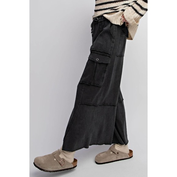 Utility Mineral Washed Cargo Pants - Wide Leg - Picture 4 of 5